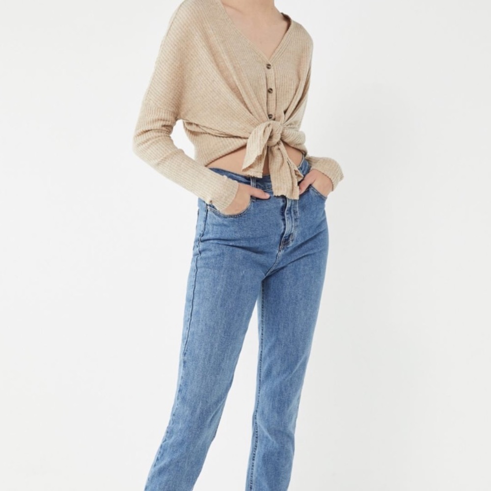 Oversized thermal button up